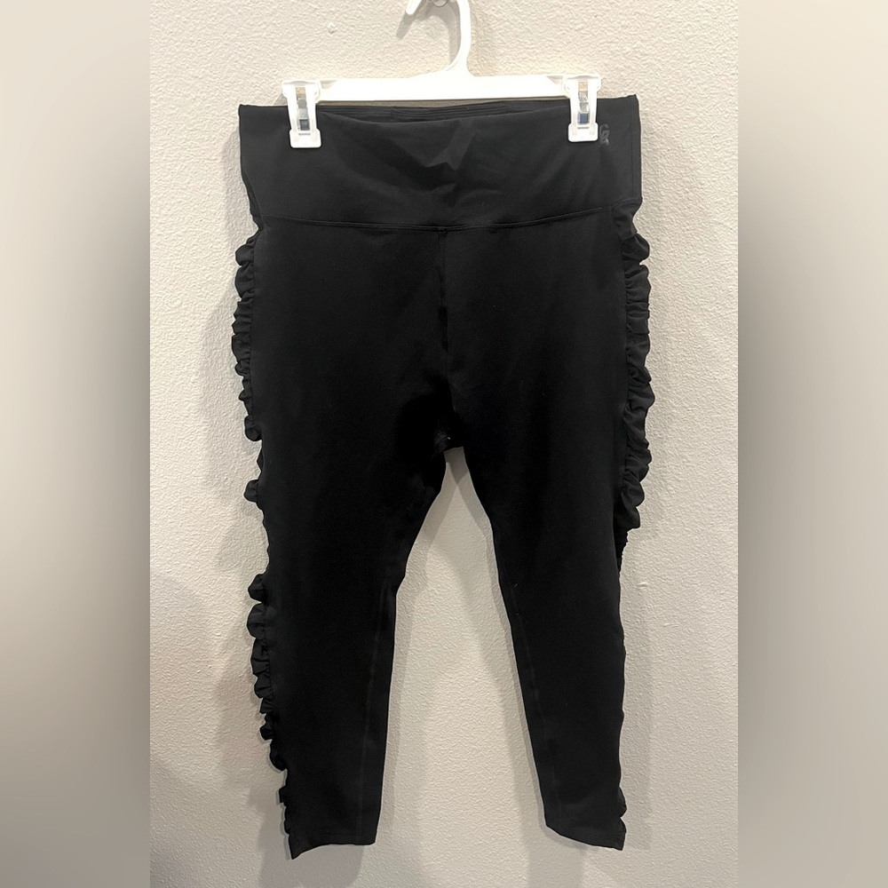 Good American ruched leggings
